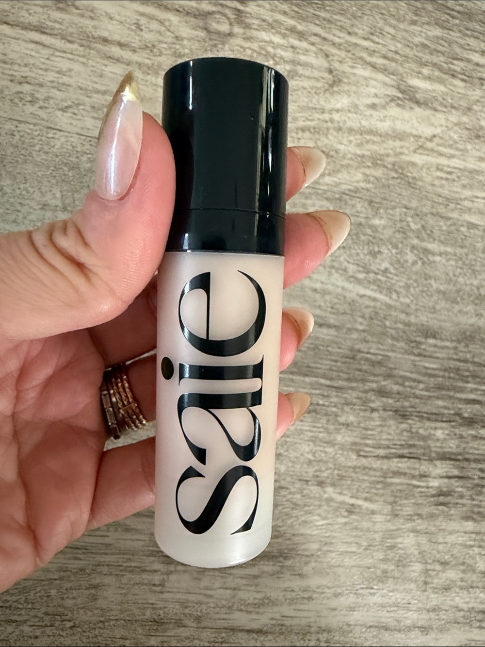 Saie Makeup star glow
